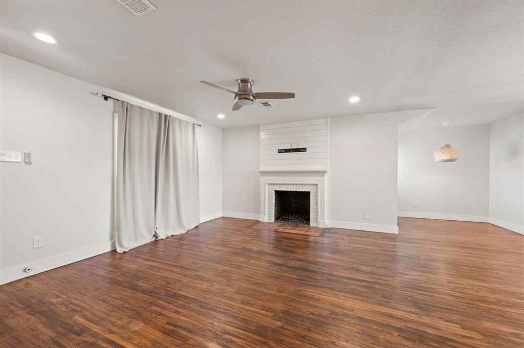 3809 Carolyn Rd - Photo 6 of 26