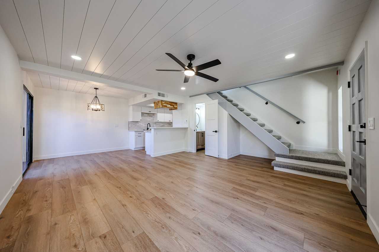 8821 S 48th St #2 - Photo 5 of 29