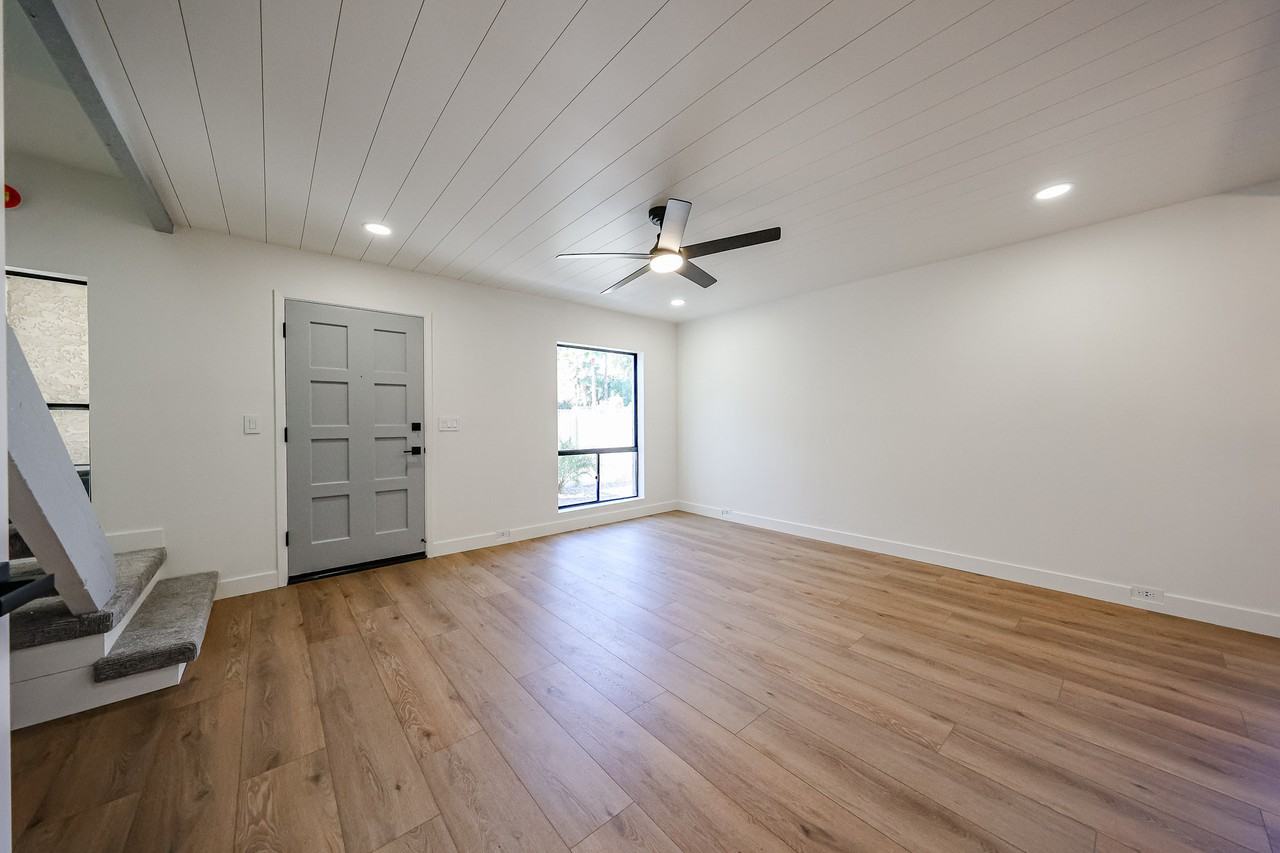 8821 S 48th St #2 - Photo 6 of 29