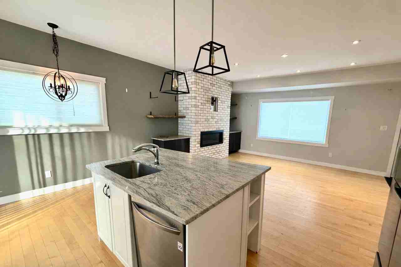 6 Manor Dr Uppr - Photo 3 of 12