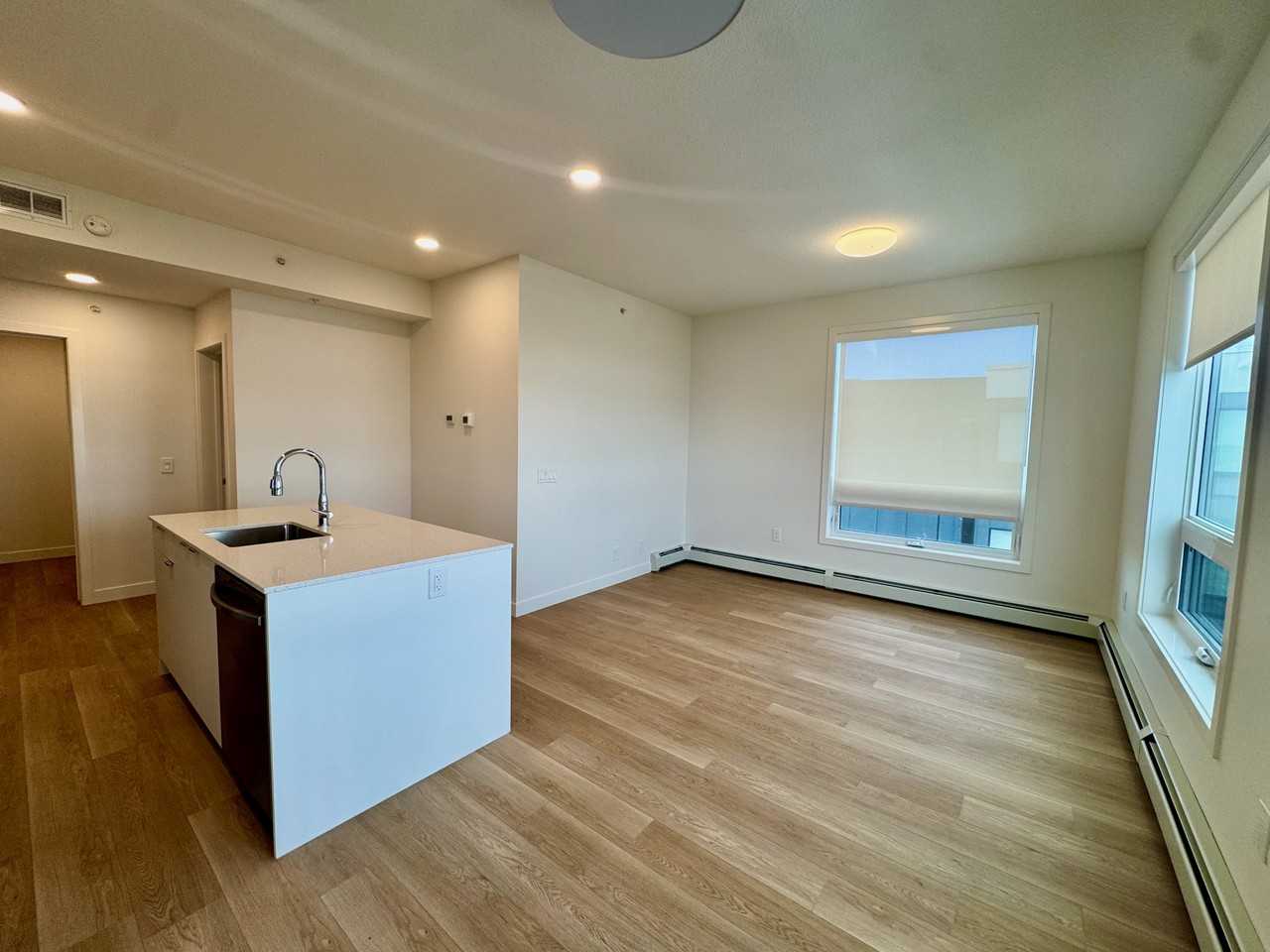 8503 19 Ave Se - Photo 3 of 21