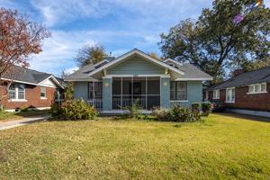 featured image of 840 Garland St