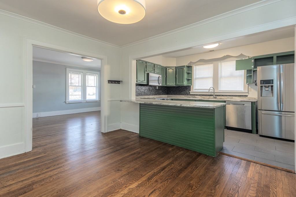 840 Garland St - Photo 6 of 13