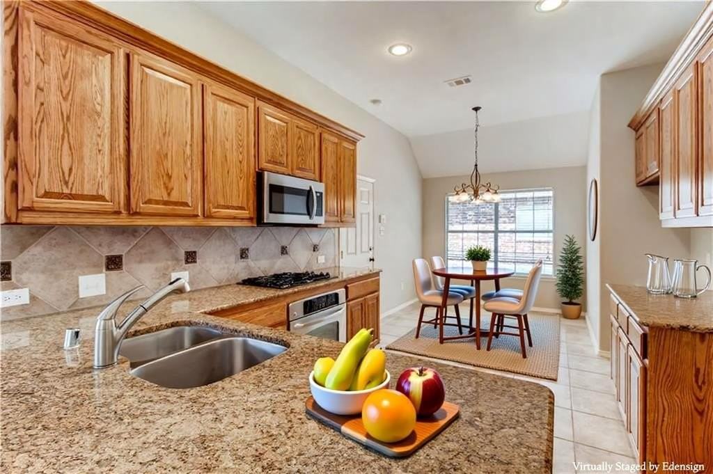 12621 Greenhaven Dr - Photo 5 of 24