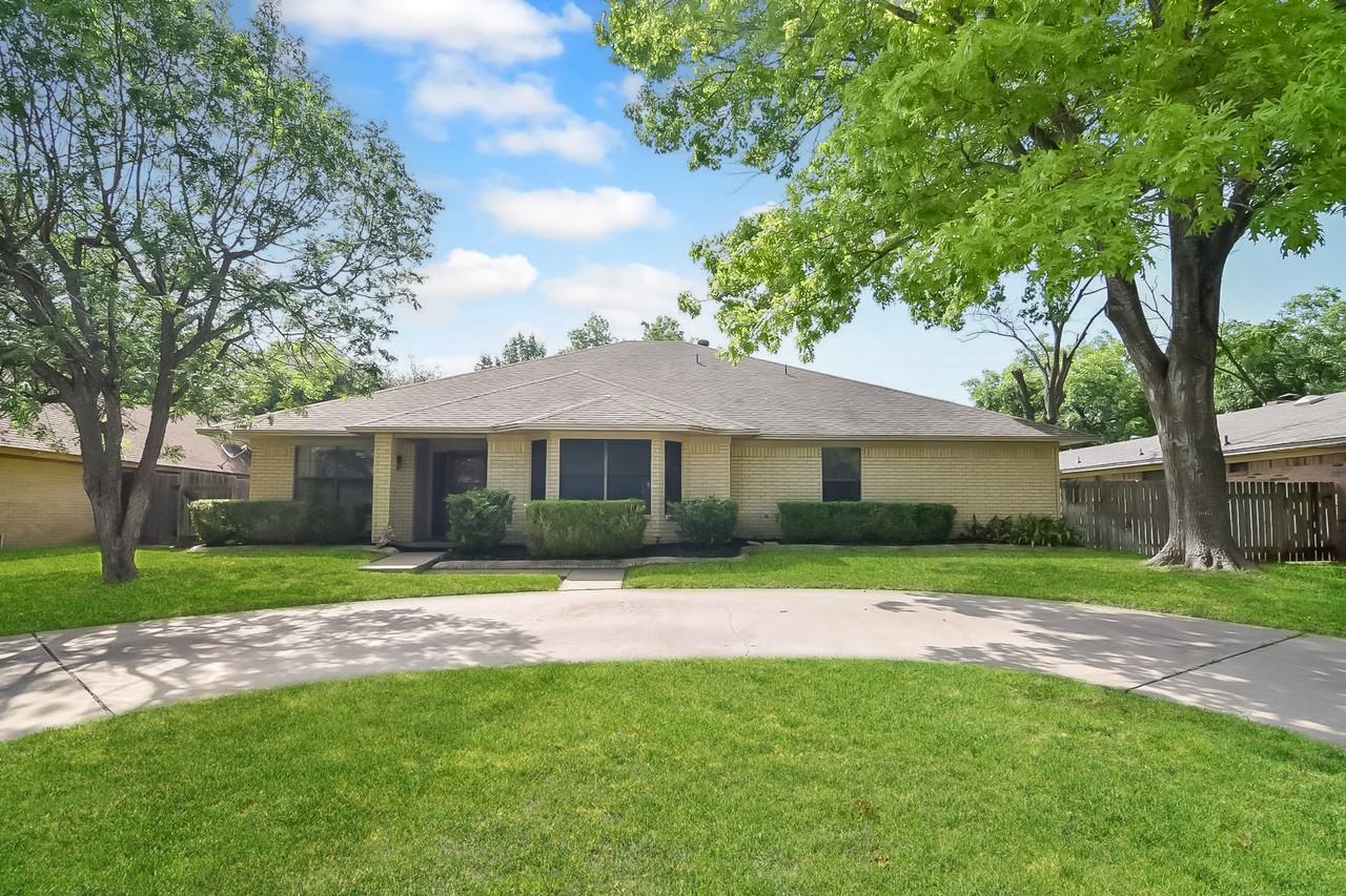 2433 Canyon Creek Dr