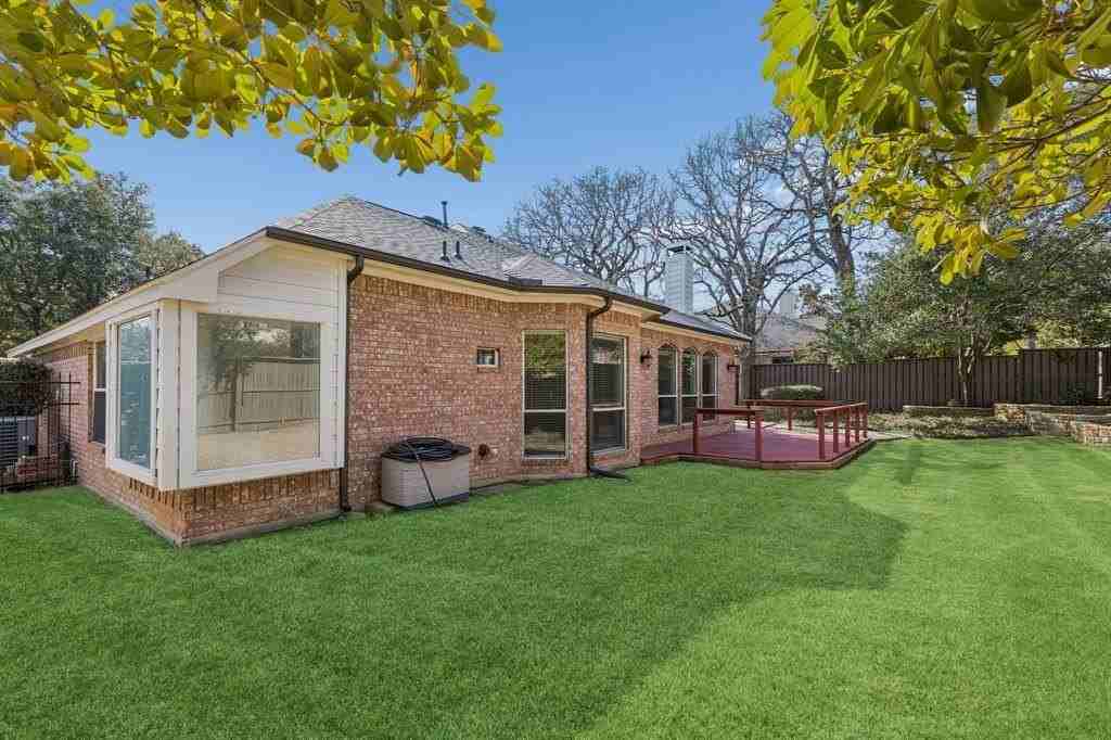 708 Nettleton Dr - Photo 6 of 28