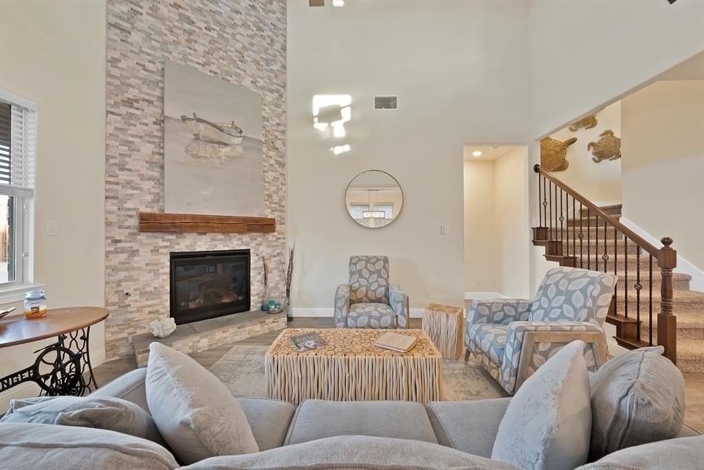 11021 Canyon Mine Dr - Photo 4 of 27