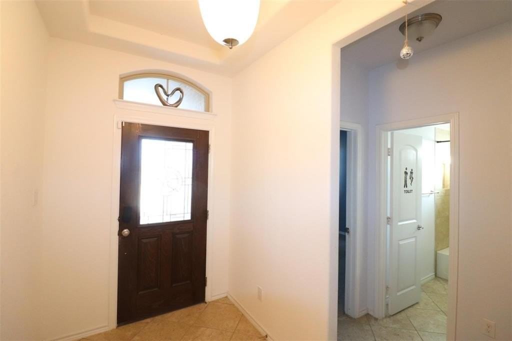 4508 Gunnison Dr - Photo 3 of 17