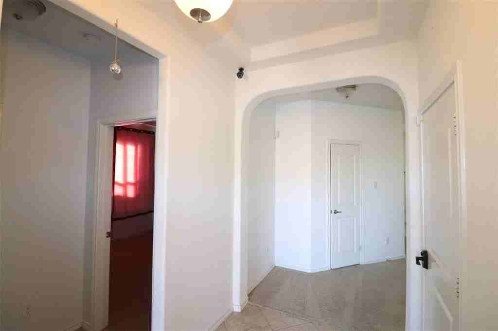 4508 Gunnison Dr - Photo 4 of 17