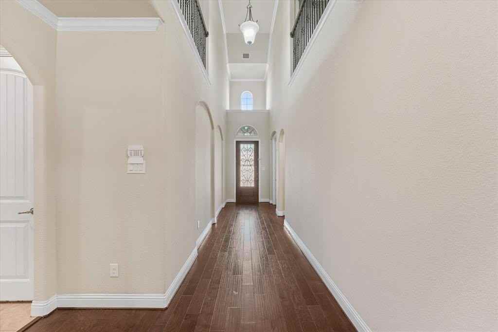 2314 Wind Meadow Ln - Photo 3 of 36