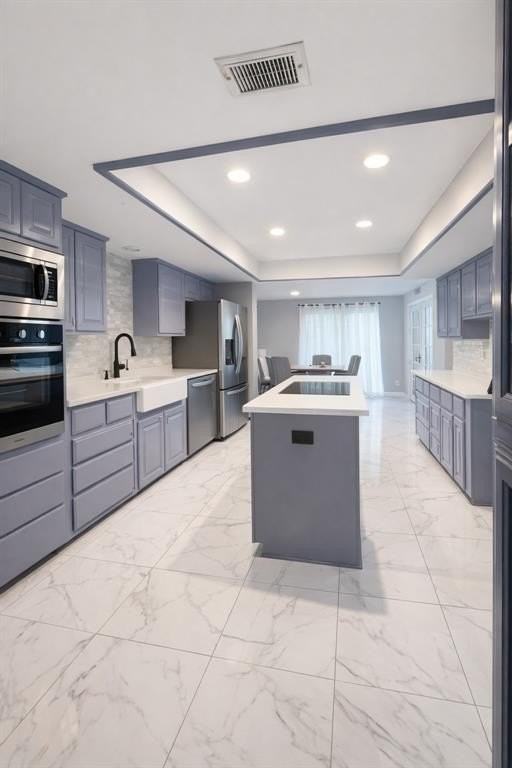 8719 Gladwood Ln - Photo 3 of 8