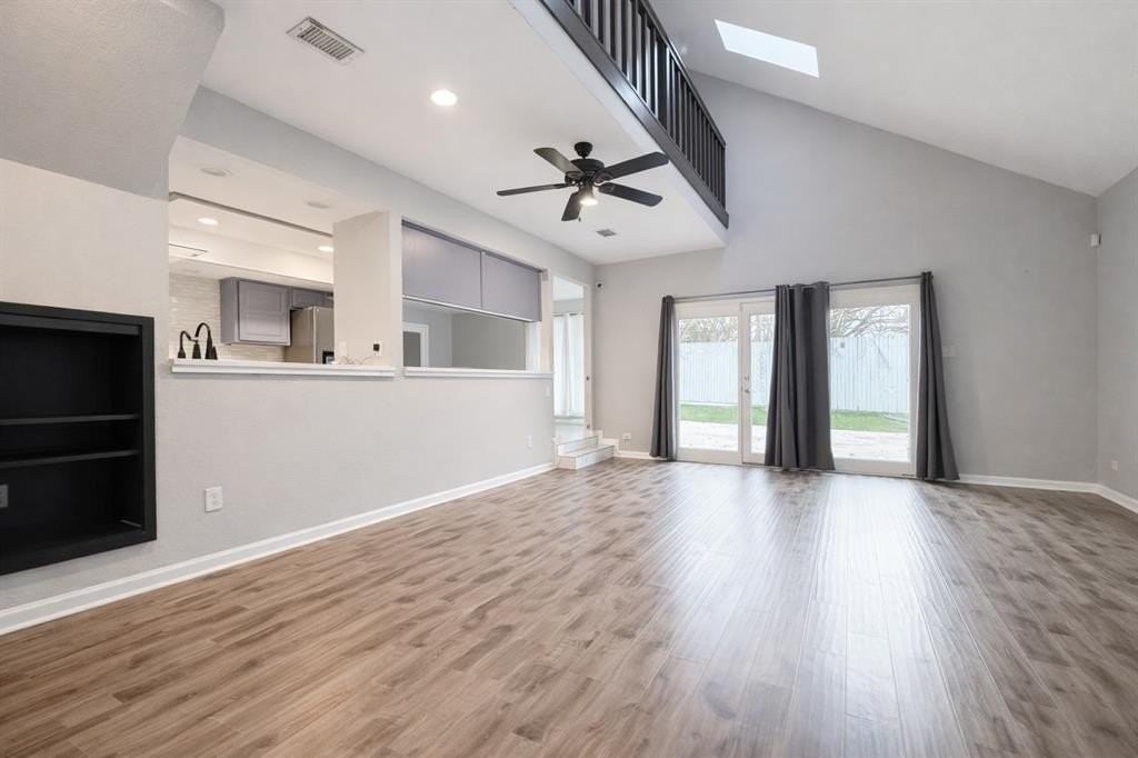 8719 Gladwood Ln - Photo 4 of 8