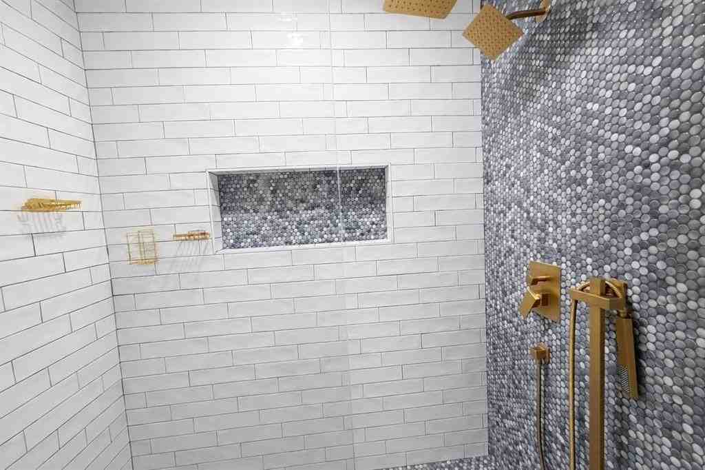 8719 Gladwood Ln - Photo 6 of 8