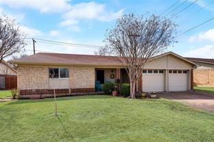 7529 Walnuthill Ct - Photo 1 of 1