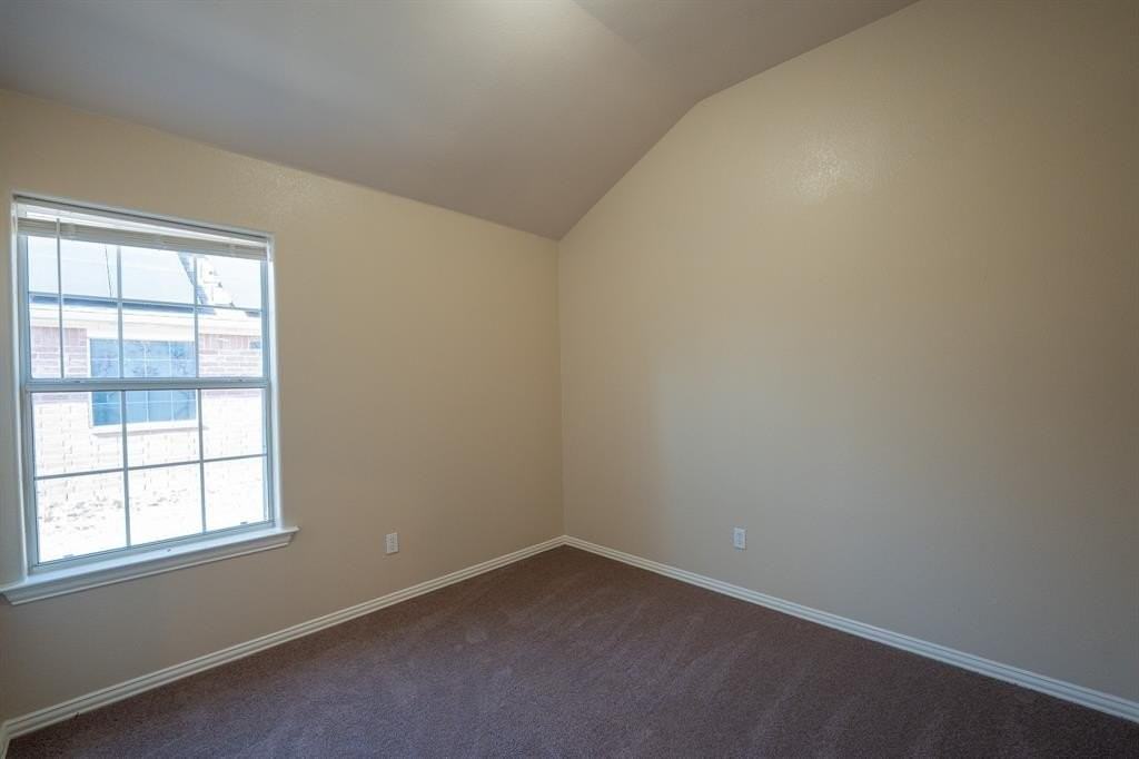 1415 Amity Ln - Photo 4 of 18