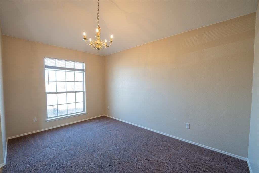 1724 Gentry St - Photo 7 of 12