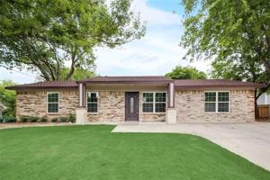 featured image of 600 N 1st St