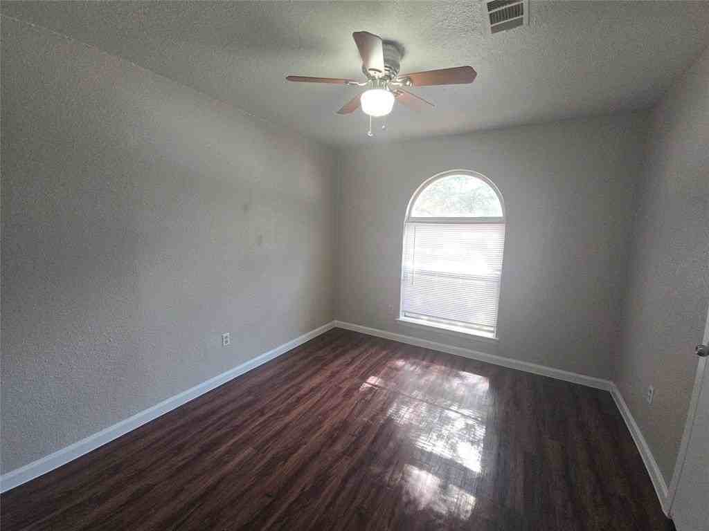 2900 Laramie St - Photo 7 of 18