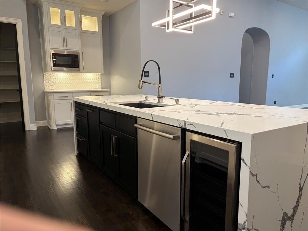 1147 Spencer St - Photo 5 of 27