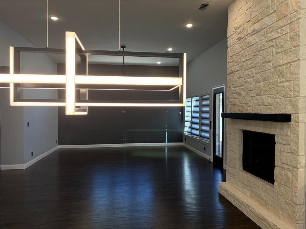 1147 Spencer St - Photo 7 of 27