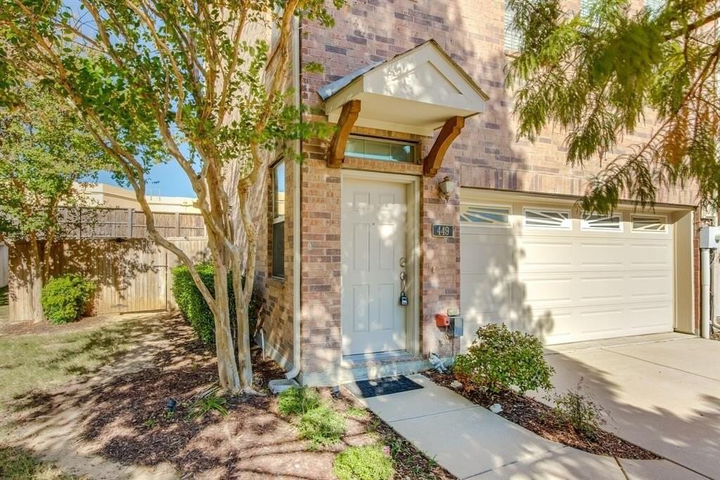 449 Busher Dr - Photo 3 of 26