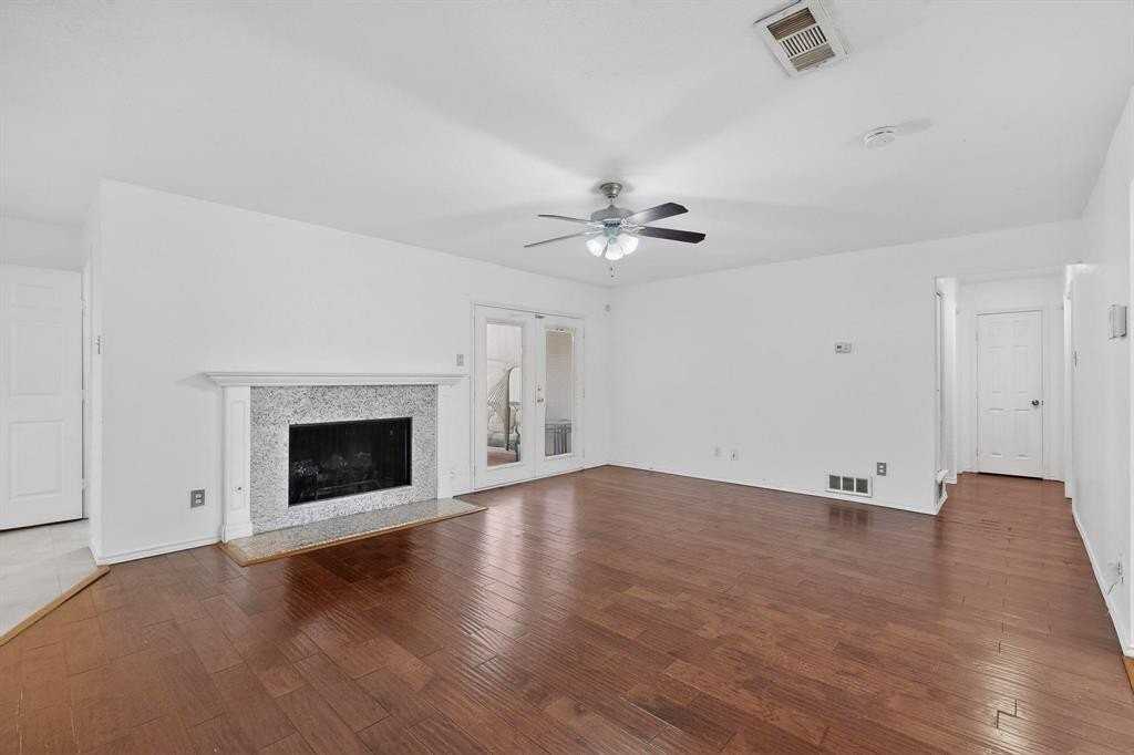 3401 Hillsdale Ln - Photo 4 of 40