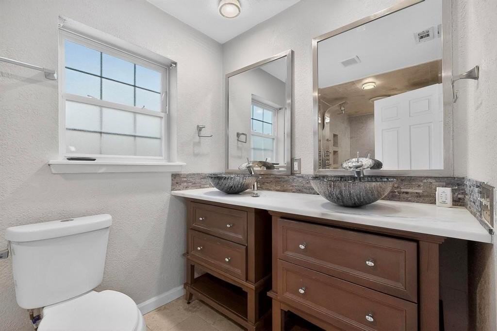 3401 Hillsdale Ln - Photo 7 of 40