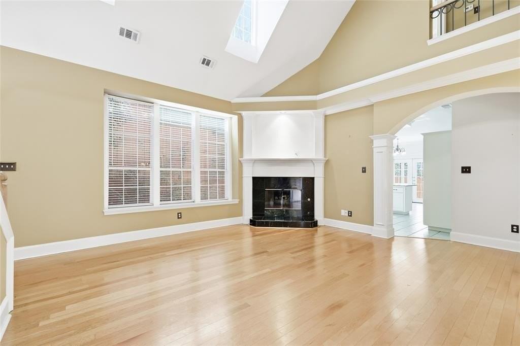 5518 Australia Ct - Photo 6 of 40