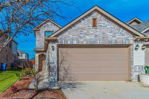 featured image of 5004 Villas Dr