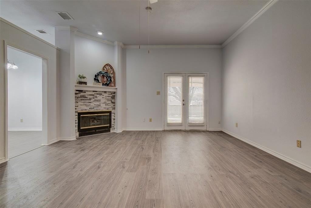 815 Fairlawn St - Photo 3 of 22