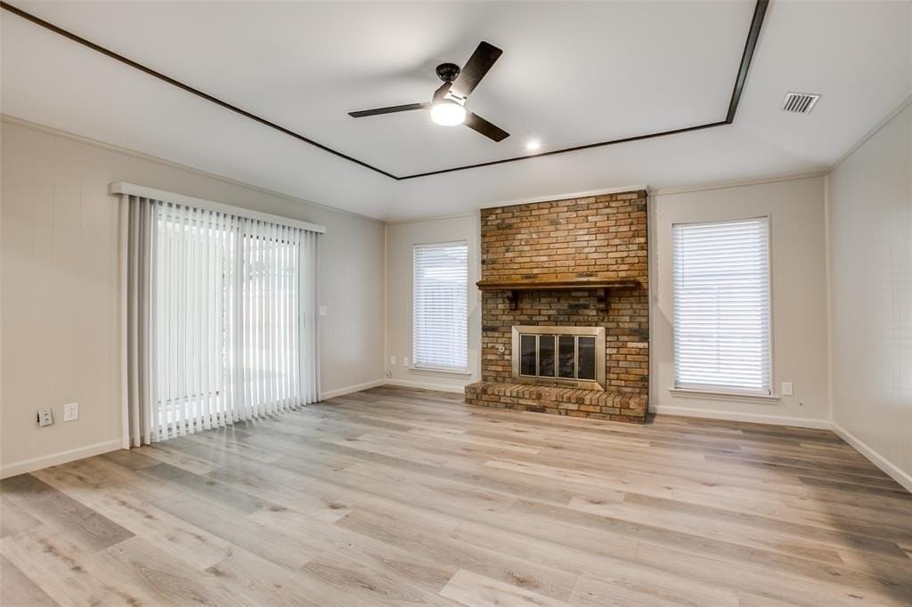 2814 Clear Springs Dr - Photo 4 of 25