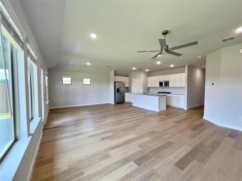 1005 Airbender Dr - Photo 3 of 30