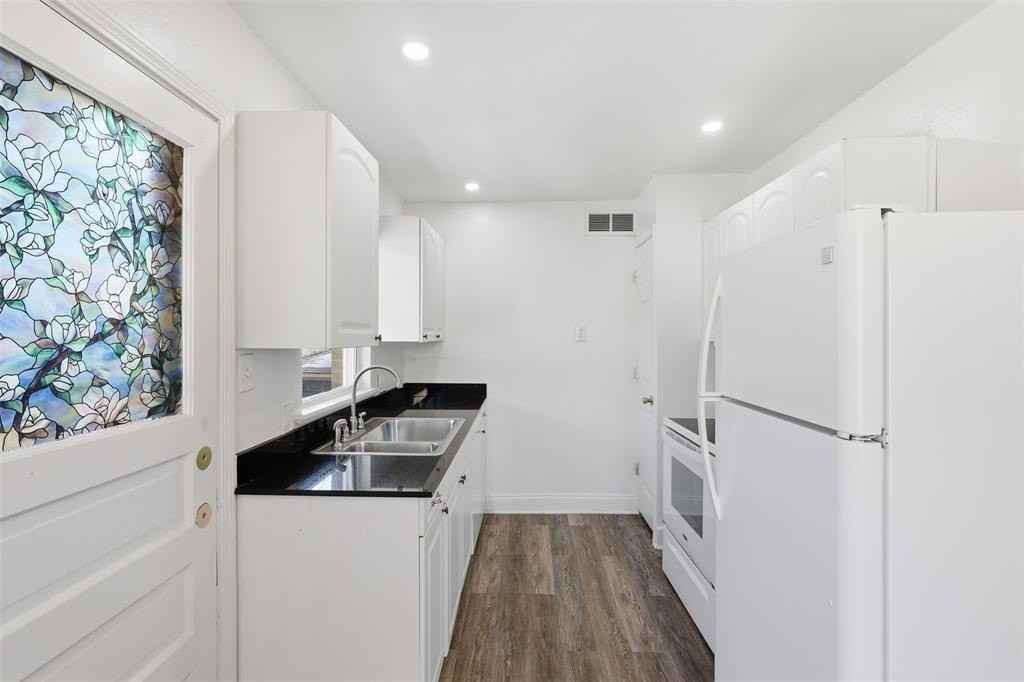 6914 San Mateo Blvd - Photo 7 of 13