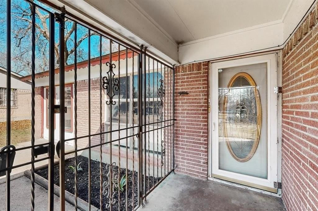 4120 Wind River Dr - Photo 6 of 38