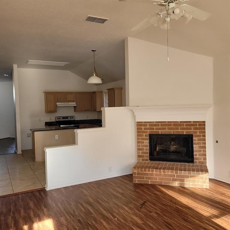 825 Stafford Station Dr - Photo 4 of 13