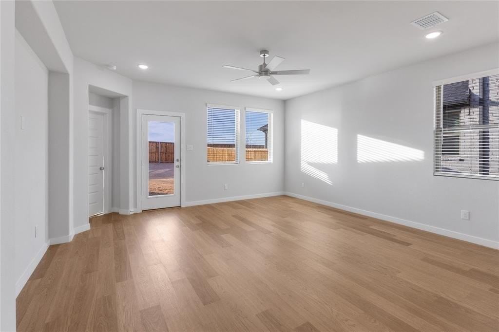 5812 Briarcroft Dr - Photo 5 of 25