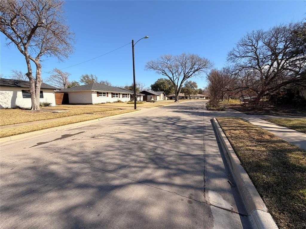 3414 Winged Foot Ct - Photo 6 of 40