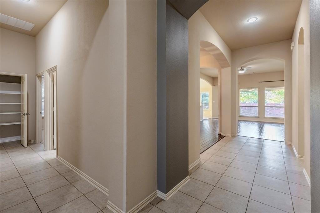 7302 Chittamwood Ct - Photo 6 of 34