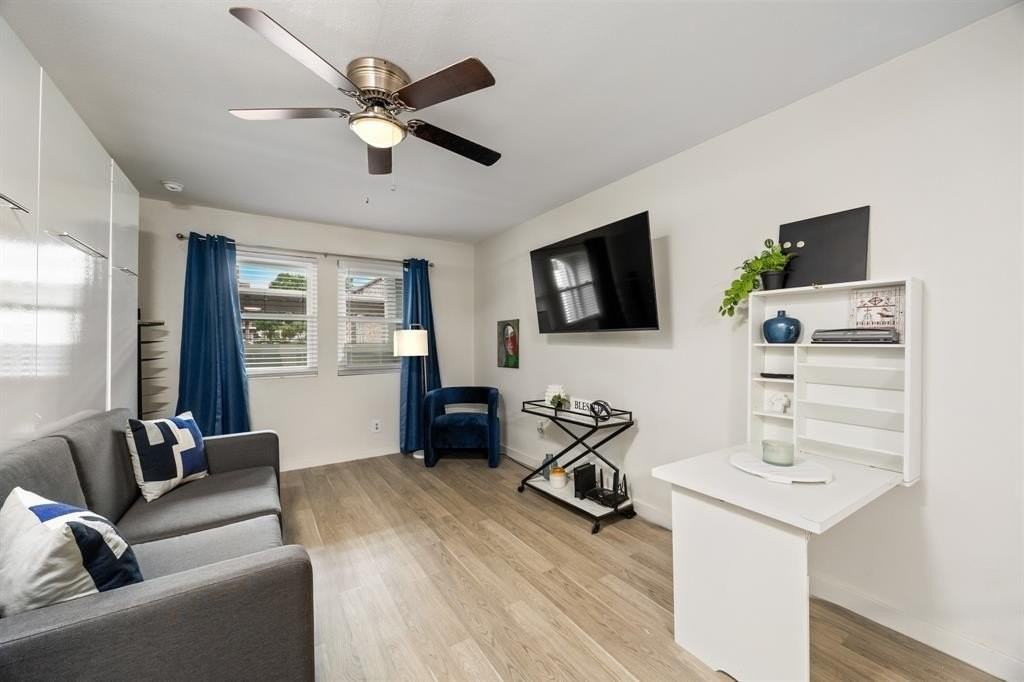 5003 Skillman St #109A - Photo 3 of 14