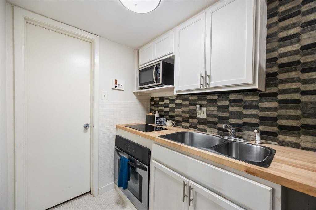 5003 Skillman St #109A - Photo 6 of 14