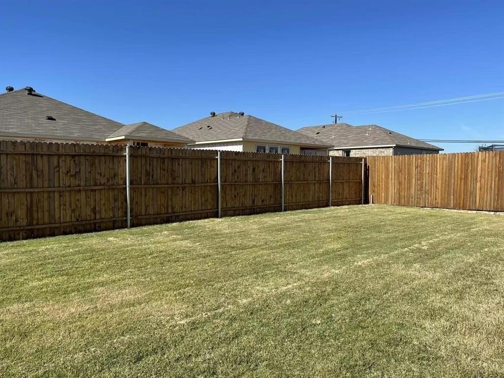 10508 Summer Place Ln - Photo 3 of 7