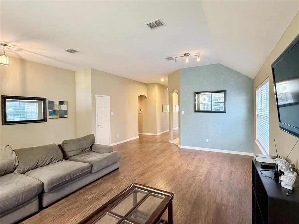 505 Mystic River Trl - Photo 4 of 26