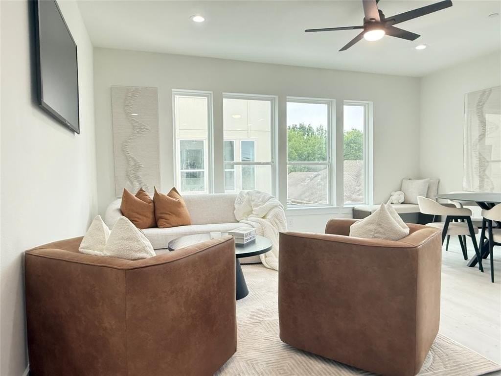 7207 Mohawk Dr #303 - Photo 6 of 23