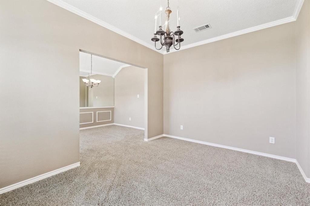 4812 Highlands Dr - Photo 4 of 27