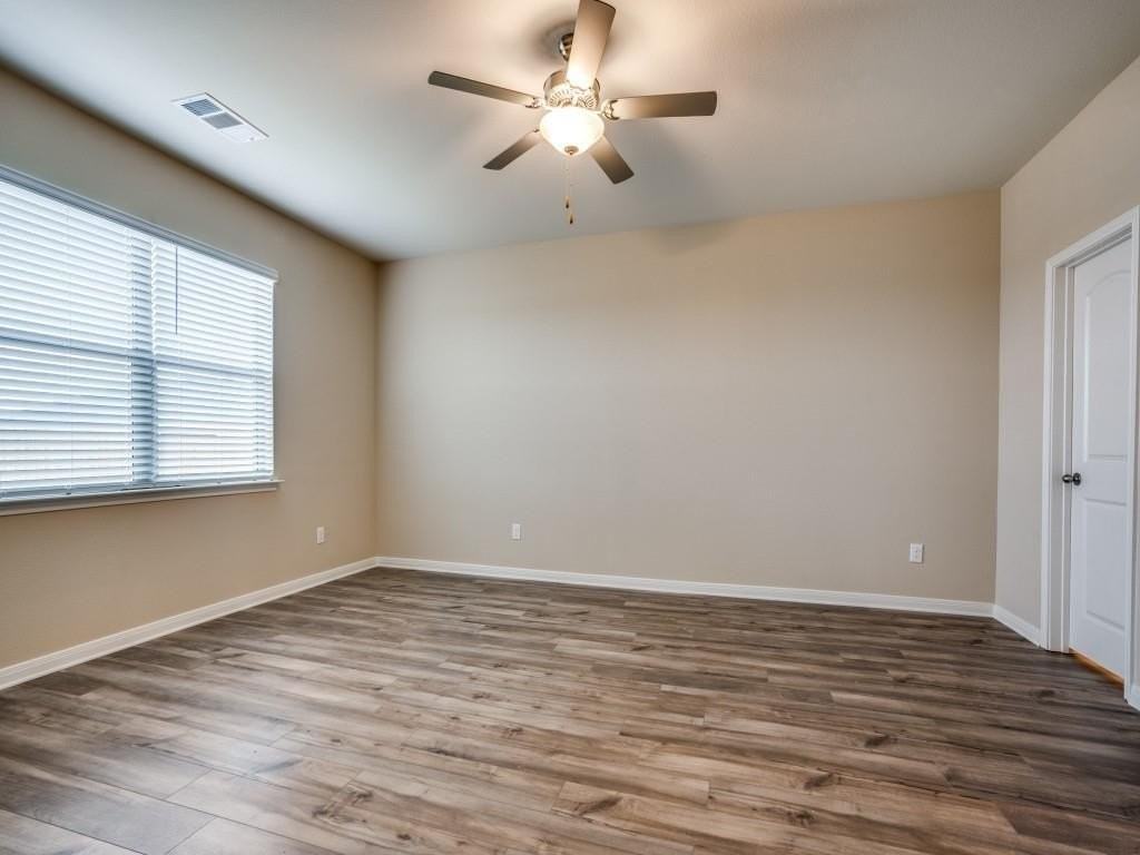 233 Enchanted Way - Photo 5 of 25