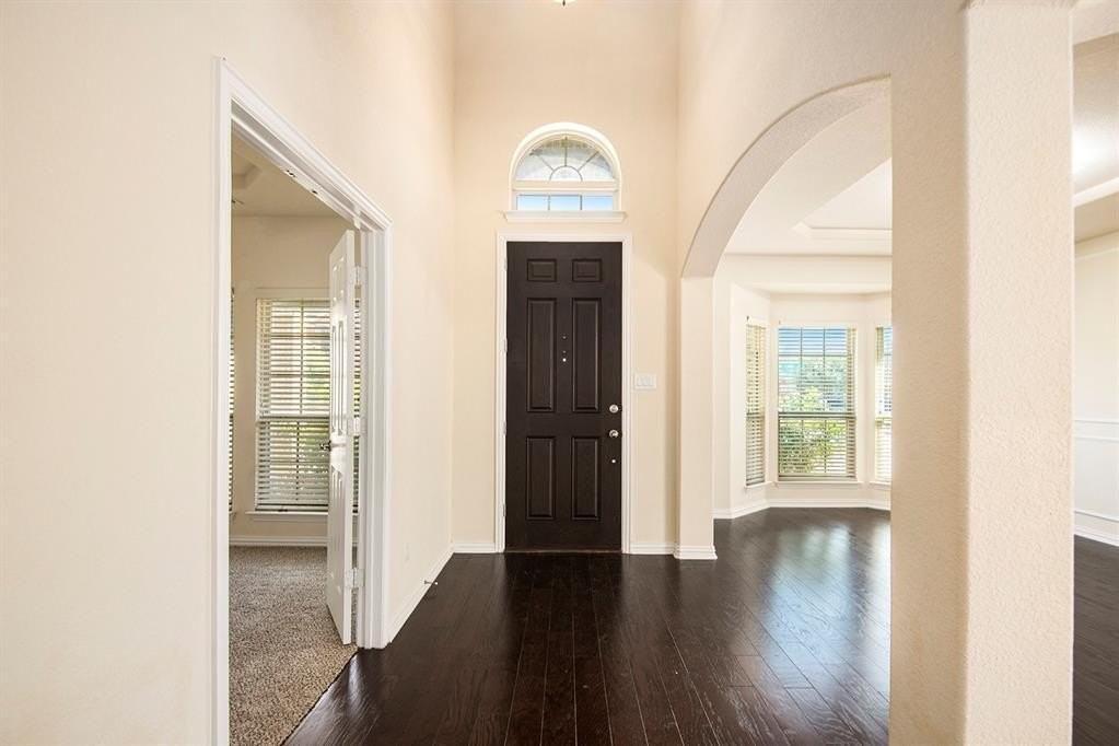 9801 Yellow Cup Dr - Photo 4 of 36