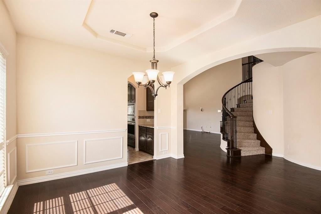 9801 Yellow Cup Dr - Photo 7 of 36