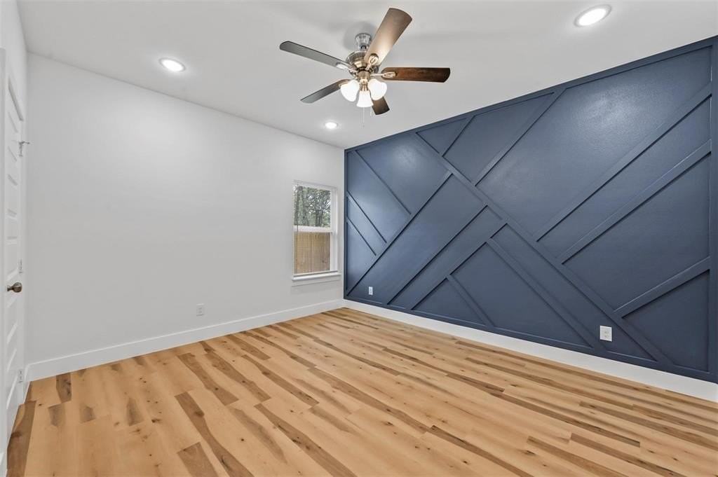 6127 Tejas Dr - Photo 5 of 20