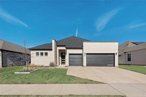 featured image of 253 Coyote Creek Dr