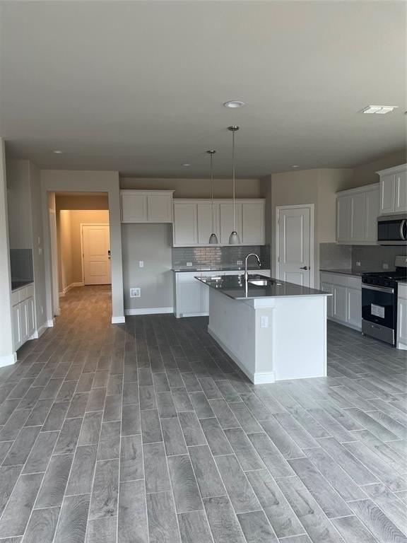 1149 Croxley Way - Photo 3 of 13